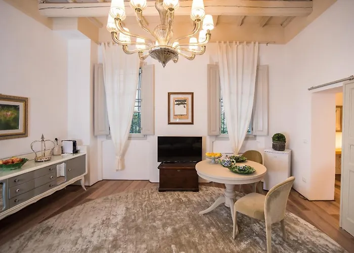 Le Del Vicolo Apartamento Imola