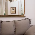 Le Del Vicolo