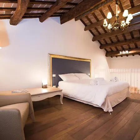 Le Del Vicolo Apartment